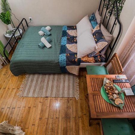 Green Boho Apartment Ateny Zewnętrze zdjęcie